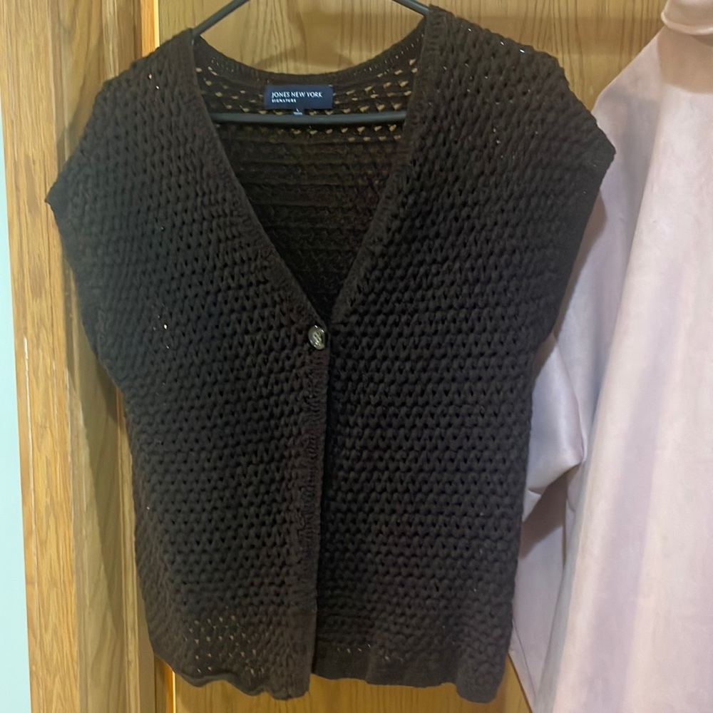 Mesh knit tee